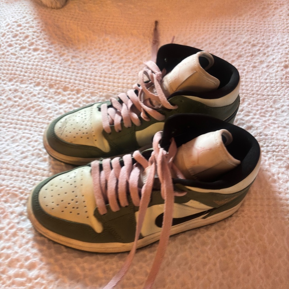 Jordan Women's Sneakers in Olive and Pink